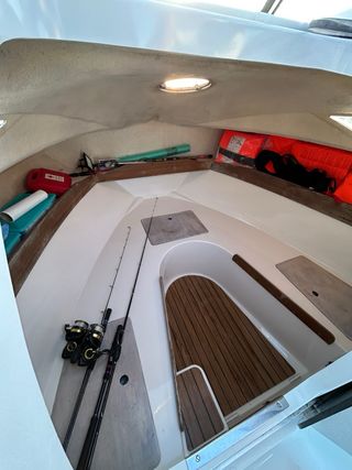 Lancha Quicksilver 5.40 Semigabinada