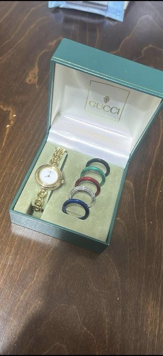 Orologio Gucci con cinturini intercambiabili