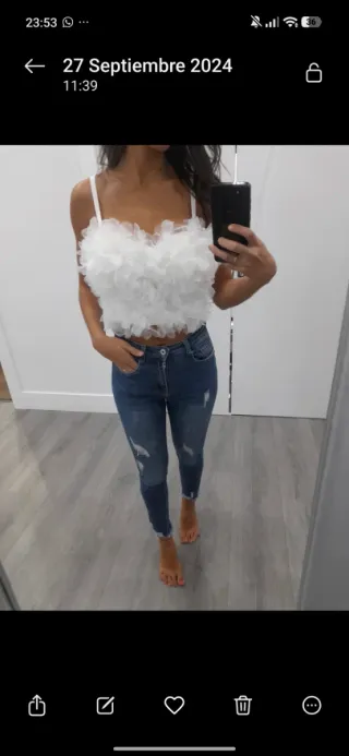 Top blanco volumen