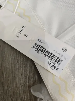 Top blanco volumen