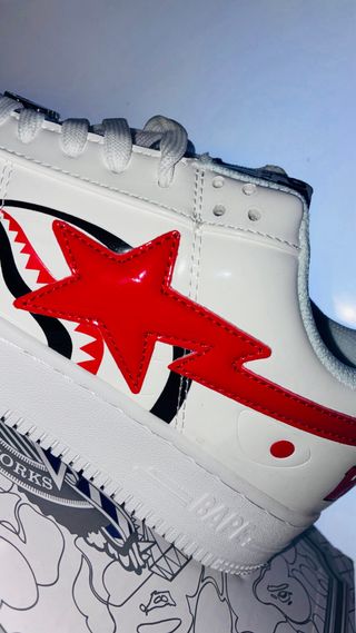 Bape Zapa Blanco y Rojo