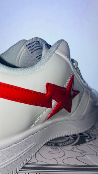 Bape Zapa Blanco y Rojo