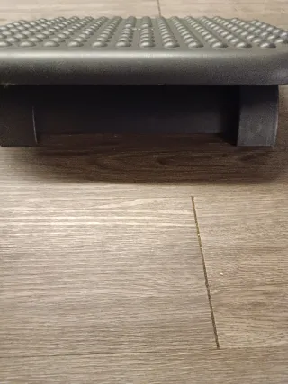 Reposapiés Office Depot Negro