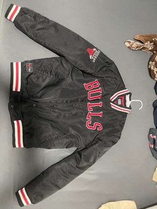 Chaqueta Chicago Bulls Negra y Roja