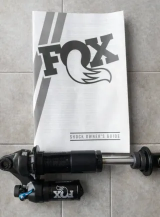 Fox DHX 230X60 MODIFICABLE A 65 62.5 de segunda mano por 220 EUR