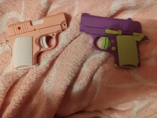 Fidget Ouchie Viral Moda Pistola de Juguete Nuevo