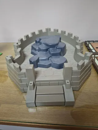 Base de Castillo con Rocas