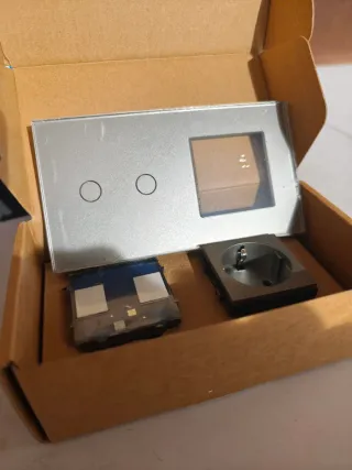 Interruptor y Enchufe Inteligente Aseed