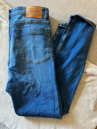 Pantalón vaquero Lefties Skinny Roto Talla 42