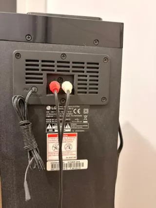 Altavoz Torre LG Negro