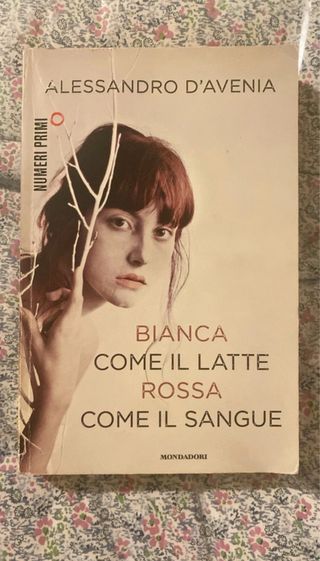 Bianca come il latte, rossa come il sangue
