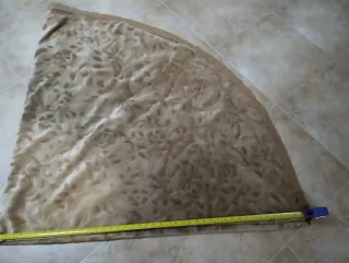 2 Faldillas Mesa Redonda Beige/Marrón