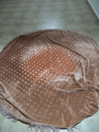 2 Faldillas Mesa Redonda Beige/Marrón