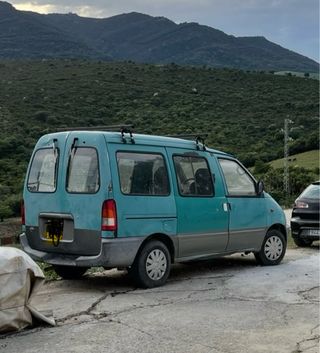 Despiece Nissan Vanette cargo 2.3 año1999