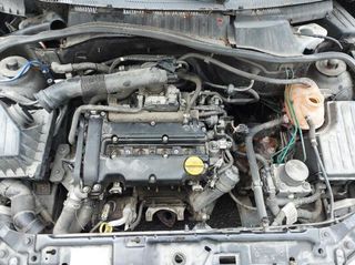 Defensa delantera opel 167606 corsa c