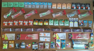 LOTE 75 ARTÍCULOS PESCA NUEVOS