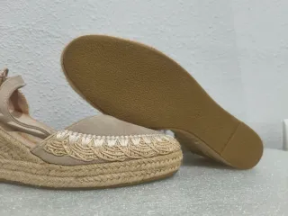 Zapatos esparteñas tacón mujer beige