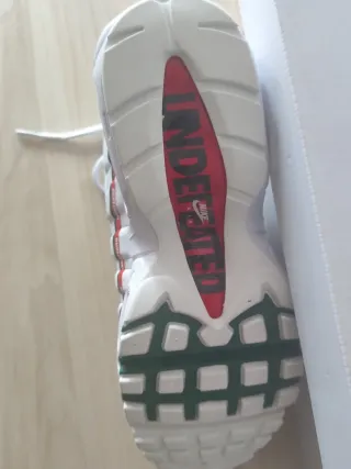 Nike Air Max 95 Undefeated