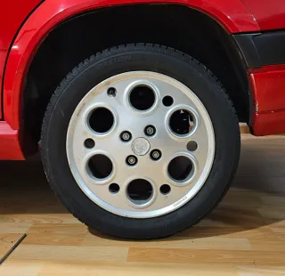 Llantas Alfa Romeo 15 145 QV