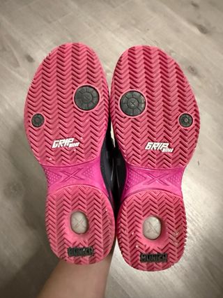 Zapatillas pádel Munich rosa y gris