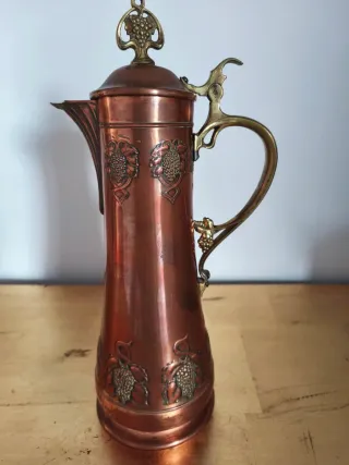 JUEGO DE VINO MODERNISTA/ART NOUVEAU