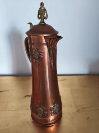 JUEGO DE VINO MODERNISTA/ART NOUVEAU