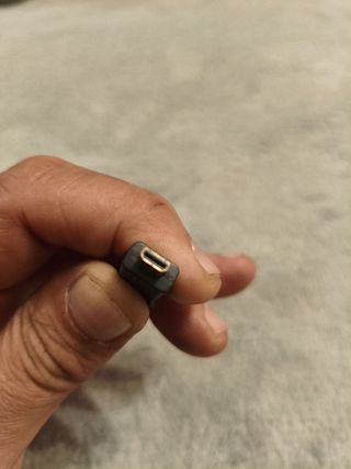 Adaptador Cable Matters Micro HDMI a VGA