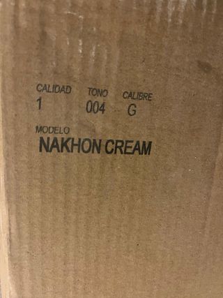 Baldosa cerámica crema