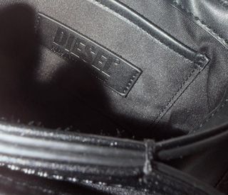 Bolso Diesel Negro y Plateado
