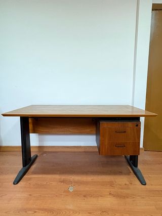 Mesa oficina 2 cajones patas metal