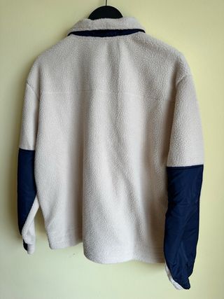 Sudadera polar beige talla M