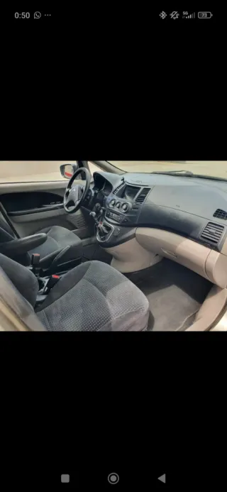 Mitsubishi Grandis 2007