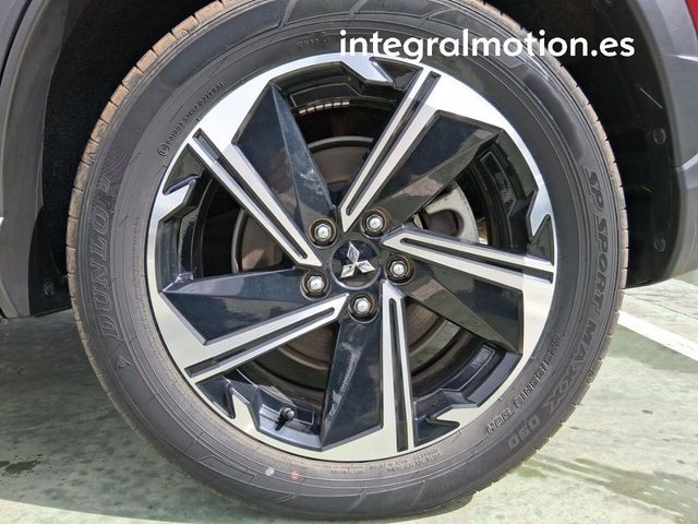 Mitsubishi Eclipse Cross PHEV Kaiteki 4WD