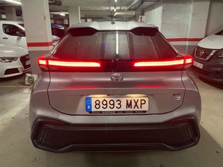 Toyota C-HR 2025 advanced