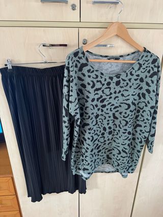 Conjunto Falda Plisada Zara y Jersey Only