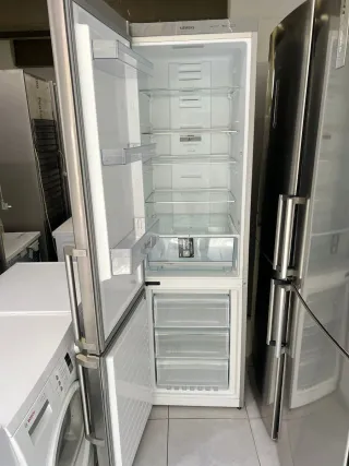 NEVERA COMBI SIEMENS NO FROST ENERGÍA A+