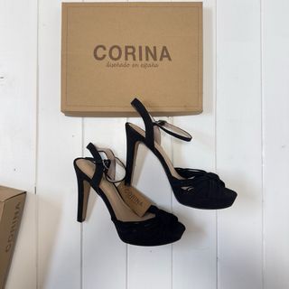 Zapatos de tacón Corina negros