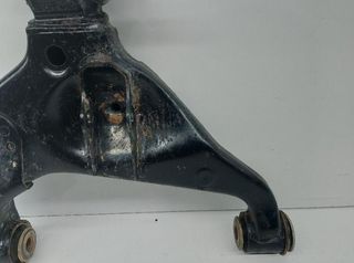 202489 brazo suspensión inferior toyota hilux gun1