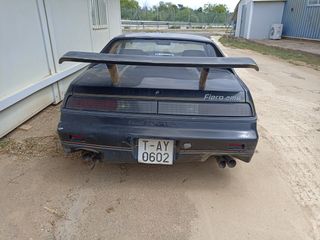 Pontiac Fiero  SE 2M6 1986