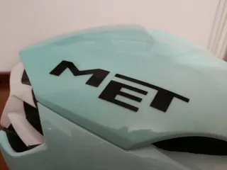 Casco MET bicicleta