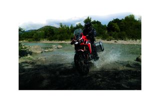 Maleta lateral izquierda de aluminio TR4 8766