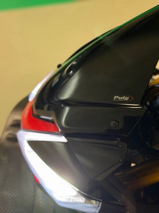 Aprilia Tuono V4 1100 Factory FULL full equipada