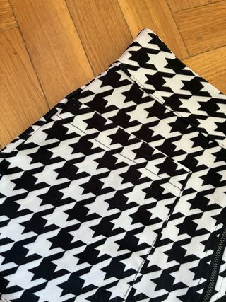 Falda blanco y negro