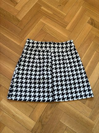Falda blanco y negro