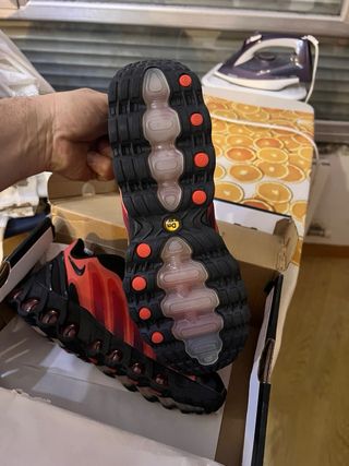 Nike D8 Rojo y Negro