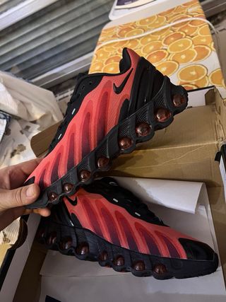 Nike D8 Rojo y Negro