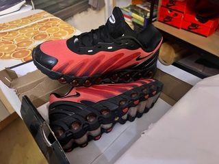 Nike D8 Rojo y Negro