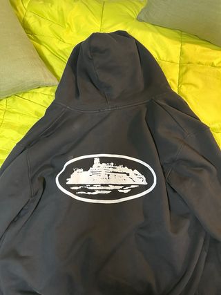 Casaco Corteiz Preto com Fecho