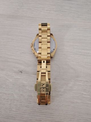 Reloj Versace Dorado y Negro Cristal Zafiro