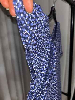 Mono niña azul y blanco